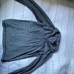 LuLuLemon Men's Pullover (Medium)